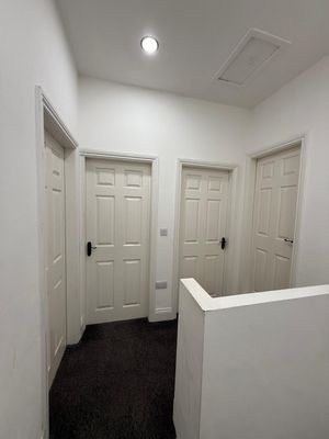 21601