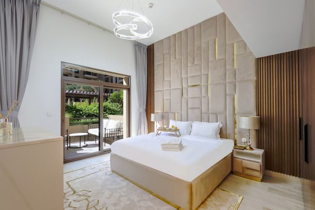 Upgraded 2BR Close to Souk Mall and Burj Al Arab