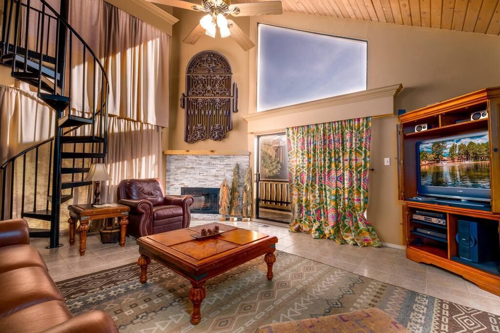 Innsbrook Vacation Townhome 11