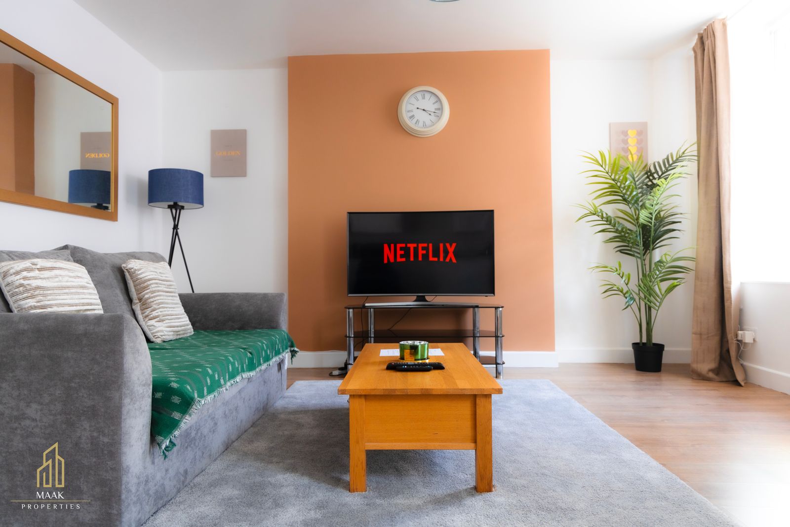 Minehead Suites | 2 Bed Apartment | Sleeps 5