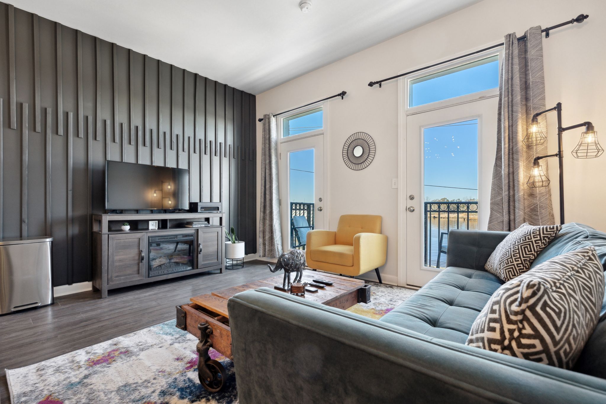 Cape Fear River View-Parking-Dog Friendly!