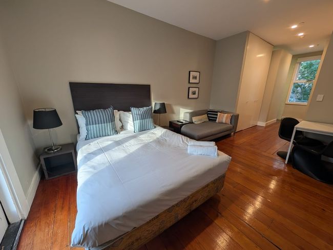 Alexi’s on Bourke - Urban Escape -Studio Apt No 5