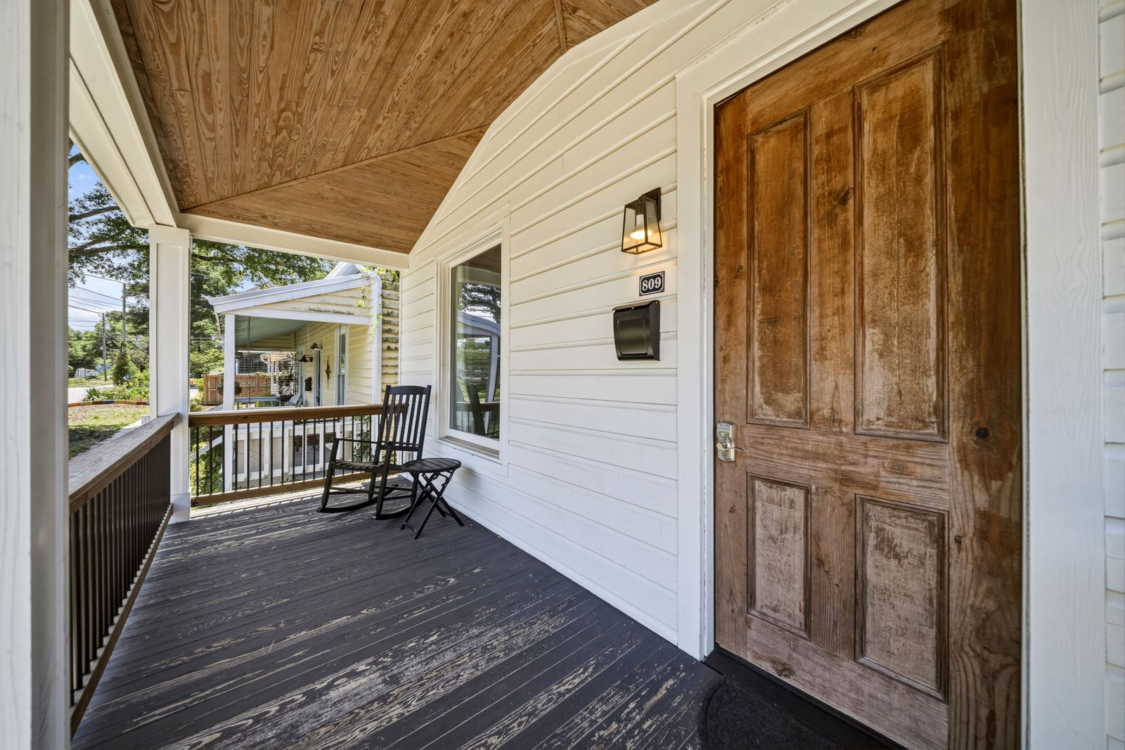Boho Bungalow - Downtown - Free Parking