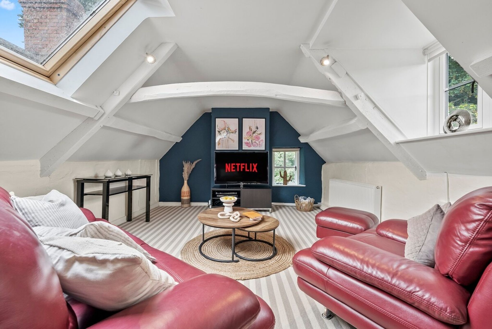2-BR Cosy Retreat, Cirencester