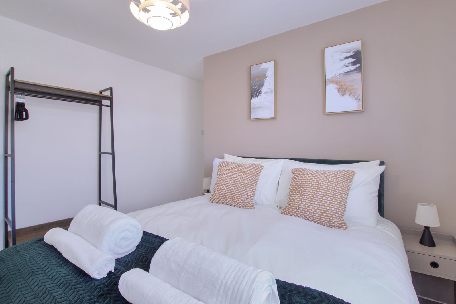 Comfy Kempston Home