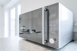 970