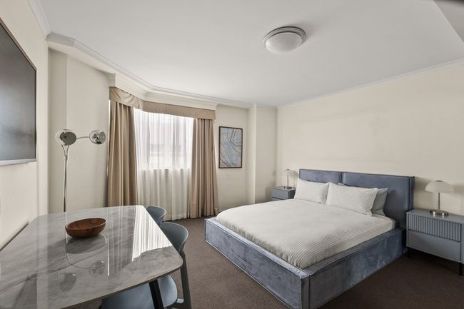 Sydney Escape - Haymarket Studio