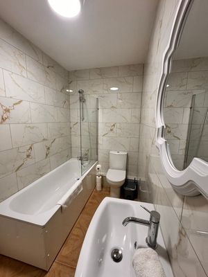 1051