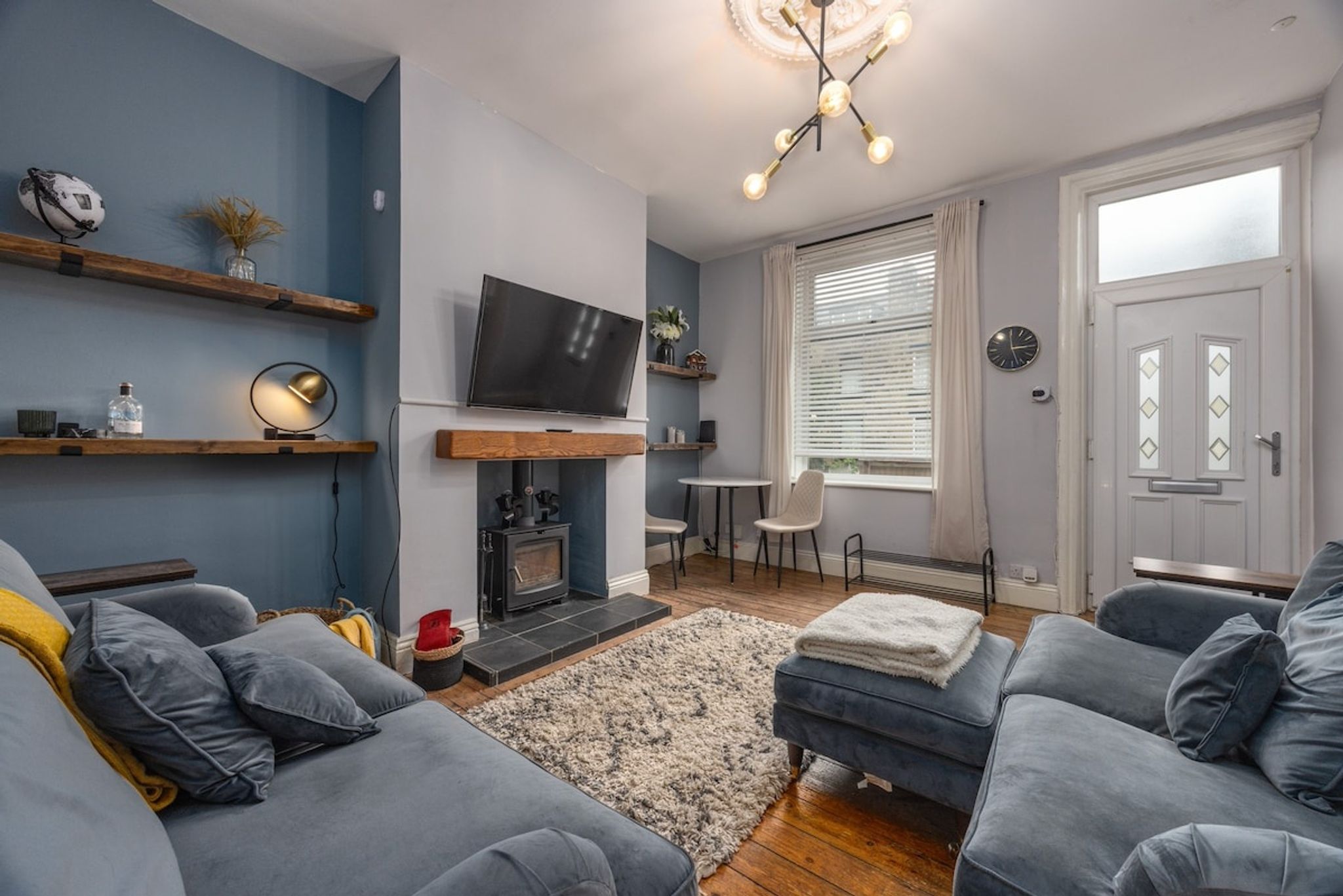 Cosy Home In Leeds - Ideal For Long Stays & Contractors