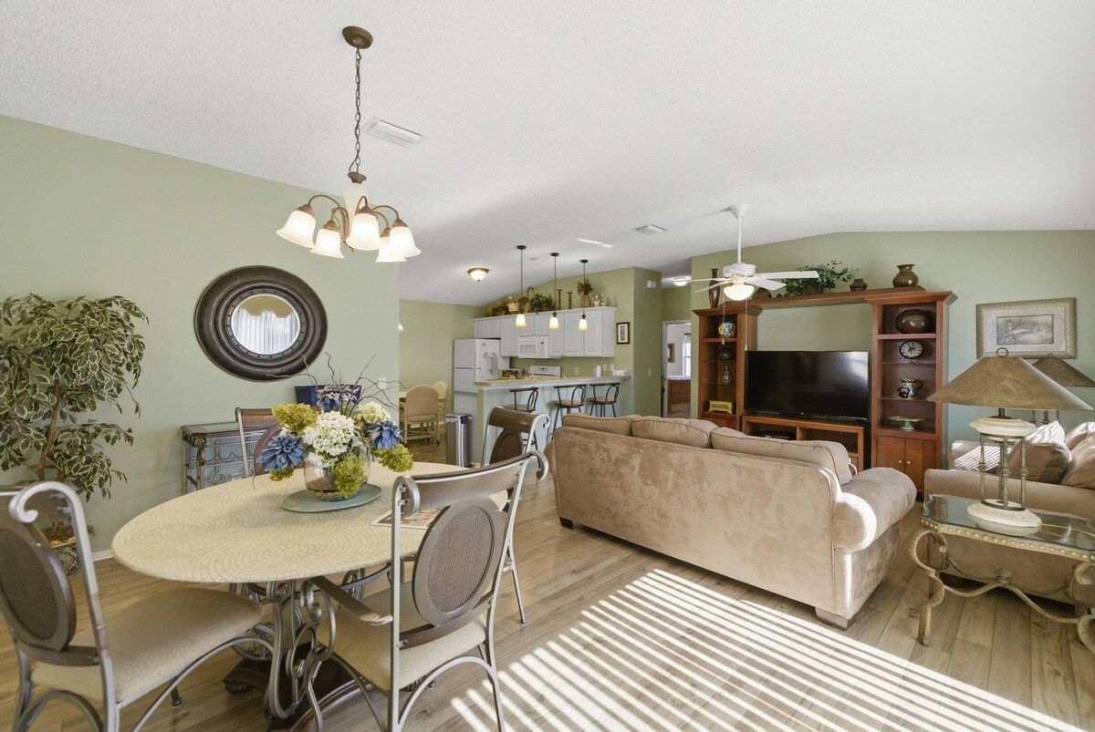 Lakeside Nest · 2BR · Golf Cart · Near Brownwood — photo 8
