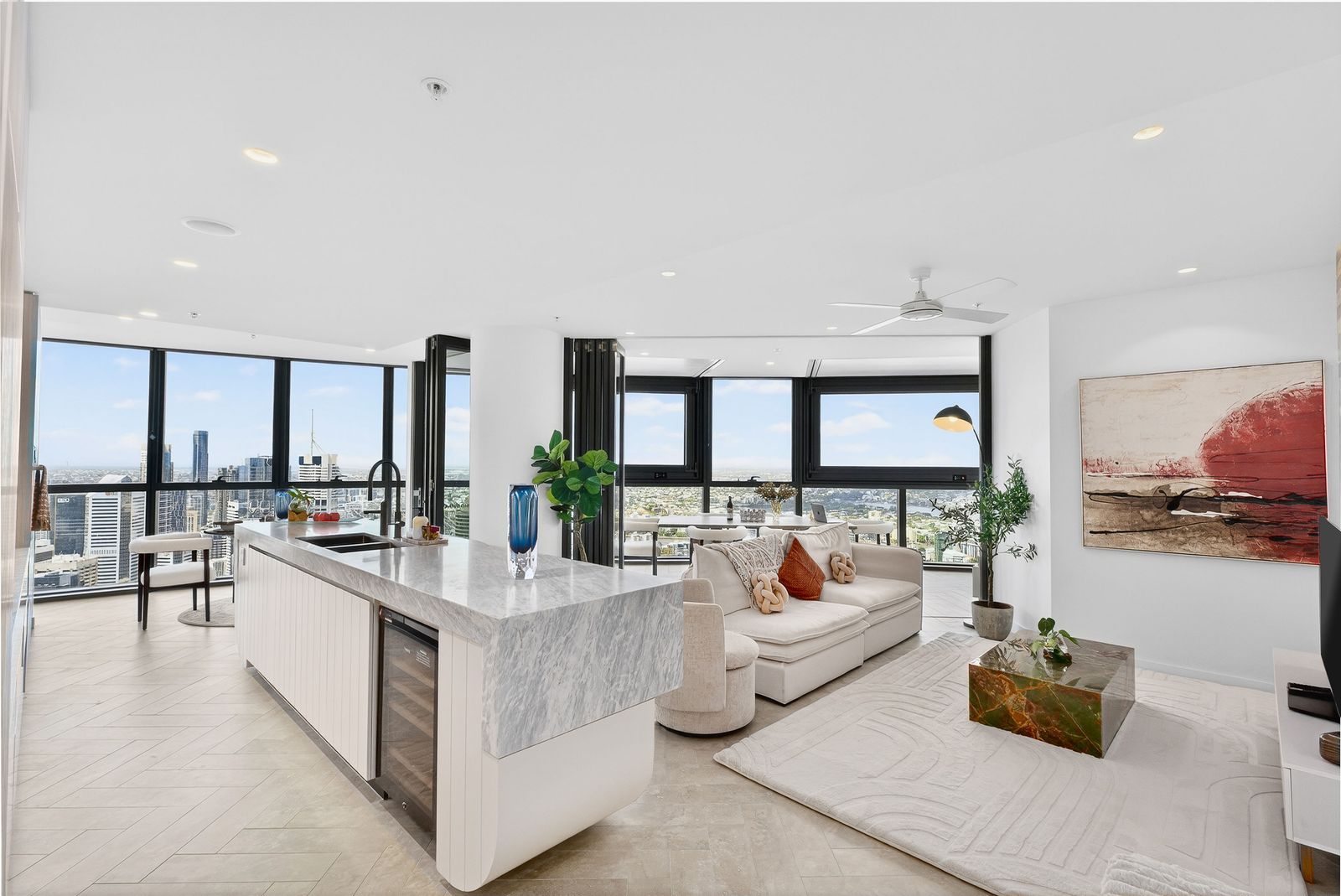 3 Bedroom Luxury Apartment in the Sky