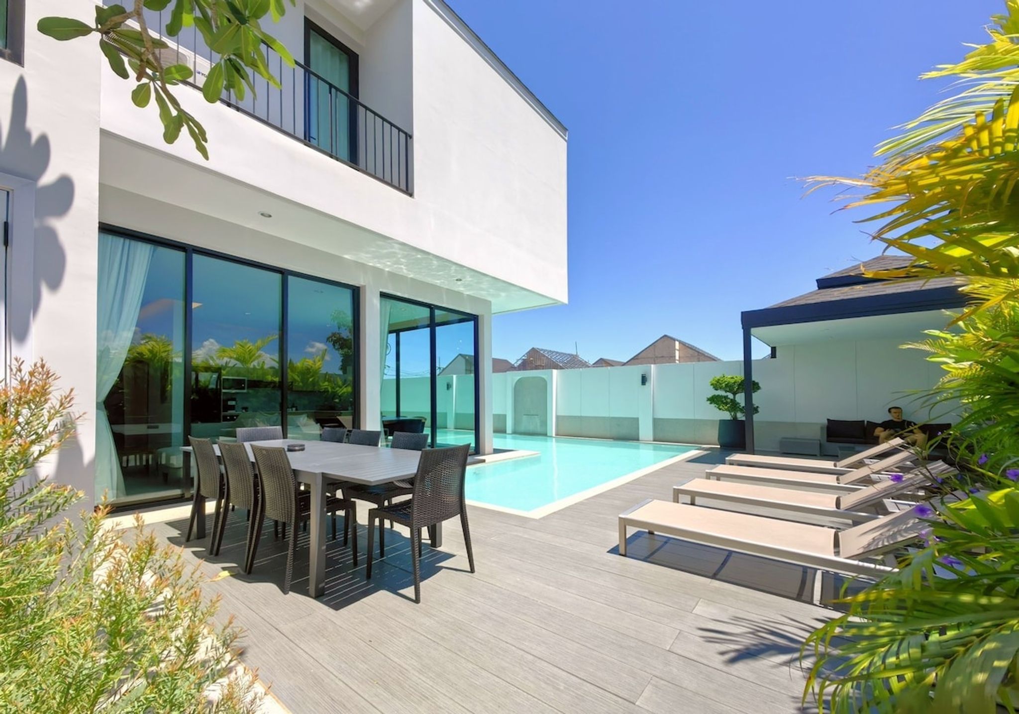 Bangtao Luxury Pool Villa - Prymana