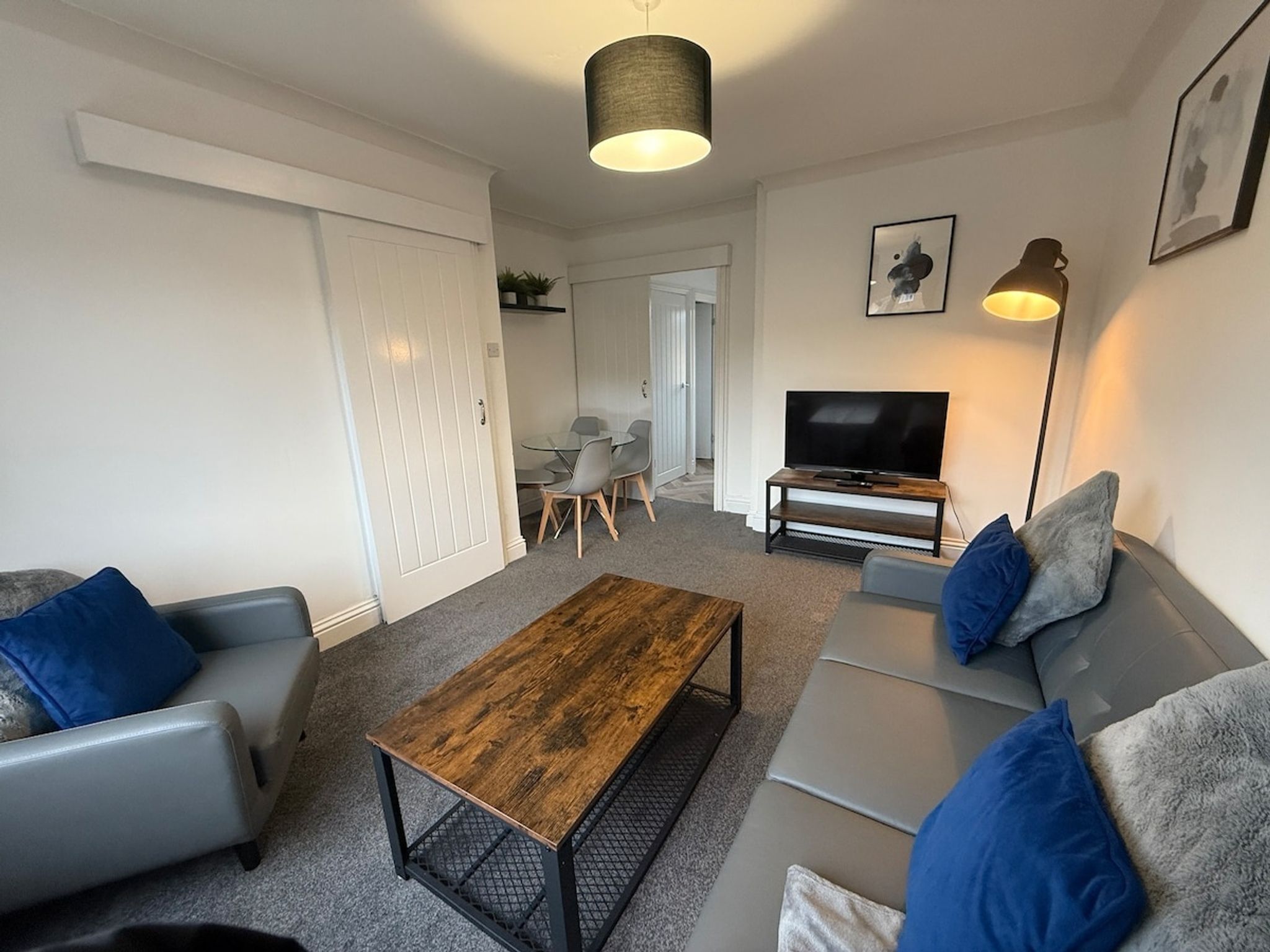 Cromwell-2 Bed Great for Contractors with Drive