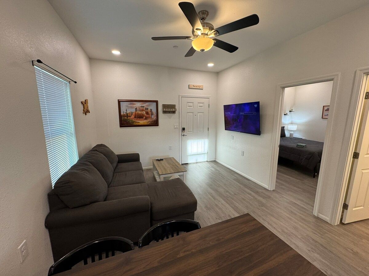 Historic Broad St Apt 8 in Upton’s Confectionery