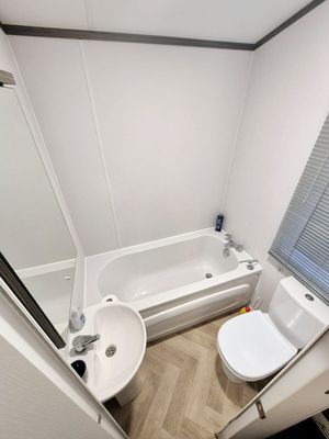 39601