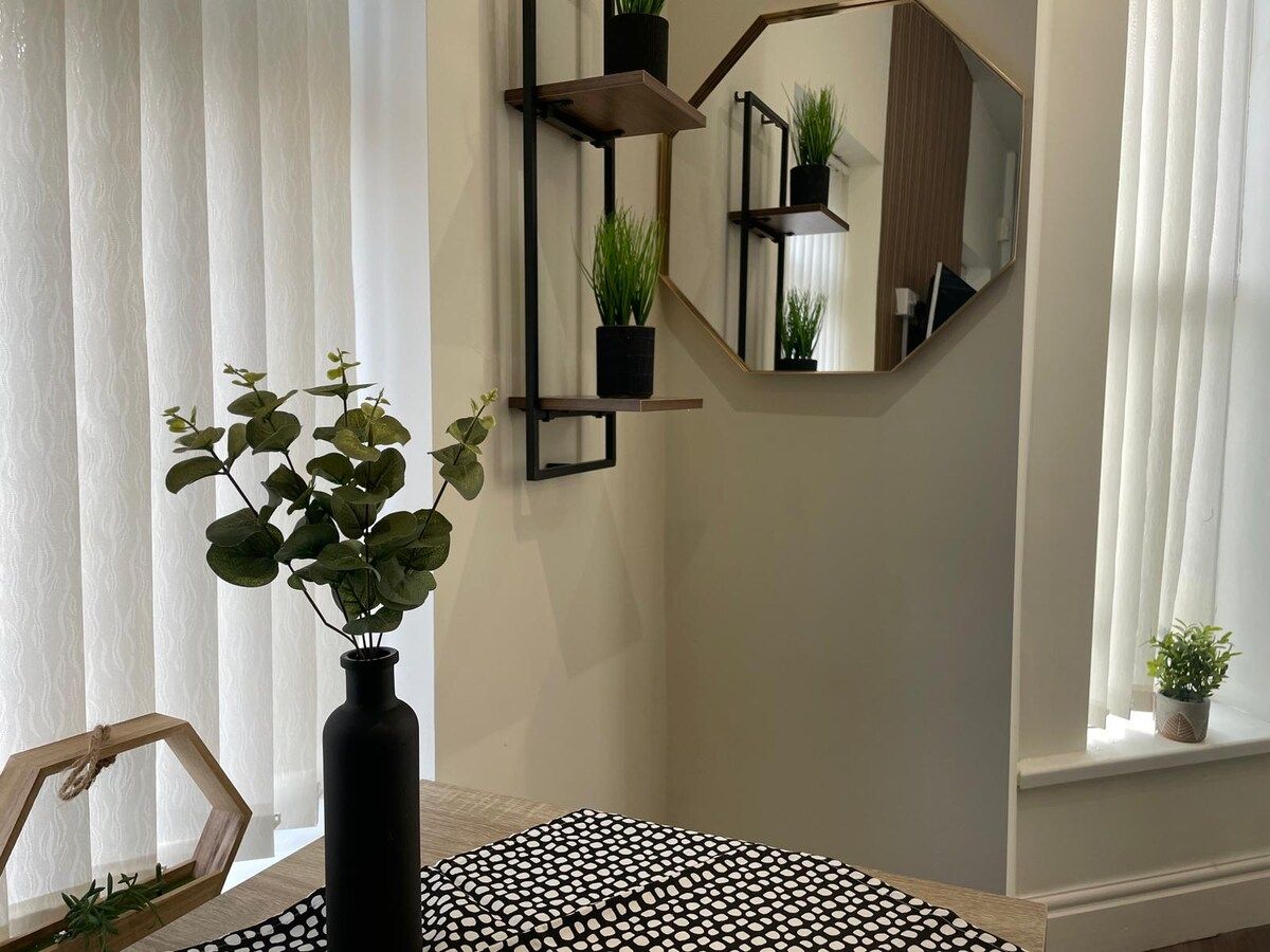 Apartment 2 - Manchester (1508) 3