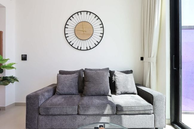 Livbnb-Modern 1BHK with Private Balcony