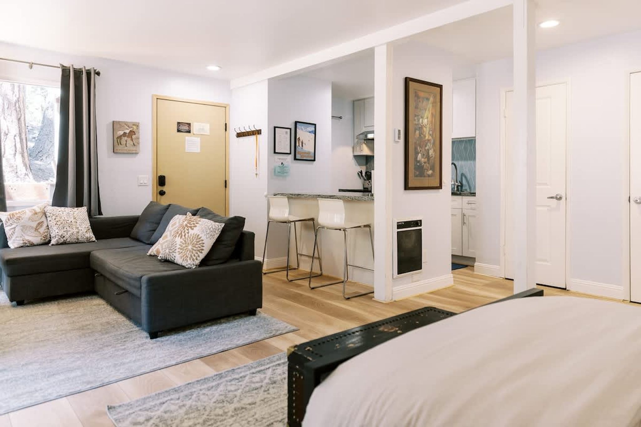 Remodeled Mammoth Village Studio W/ Self Check In