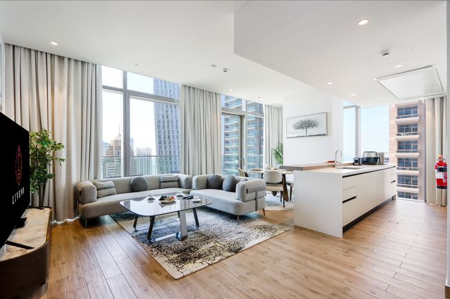 2BR Sunset View Suite -Jumeirah Living Marina Gate