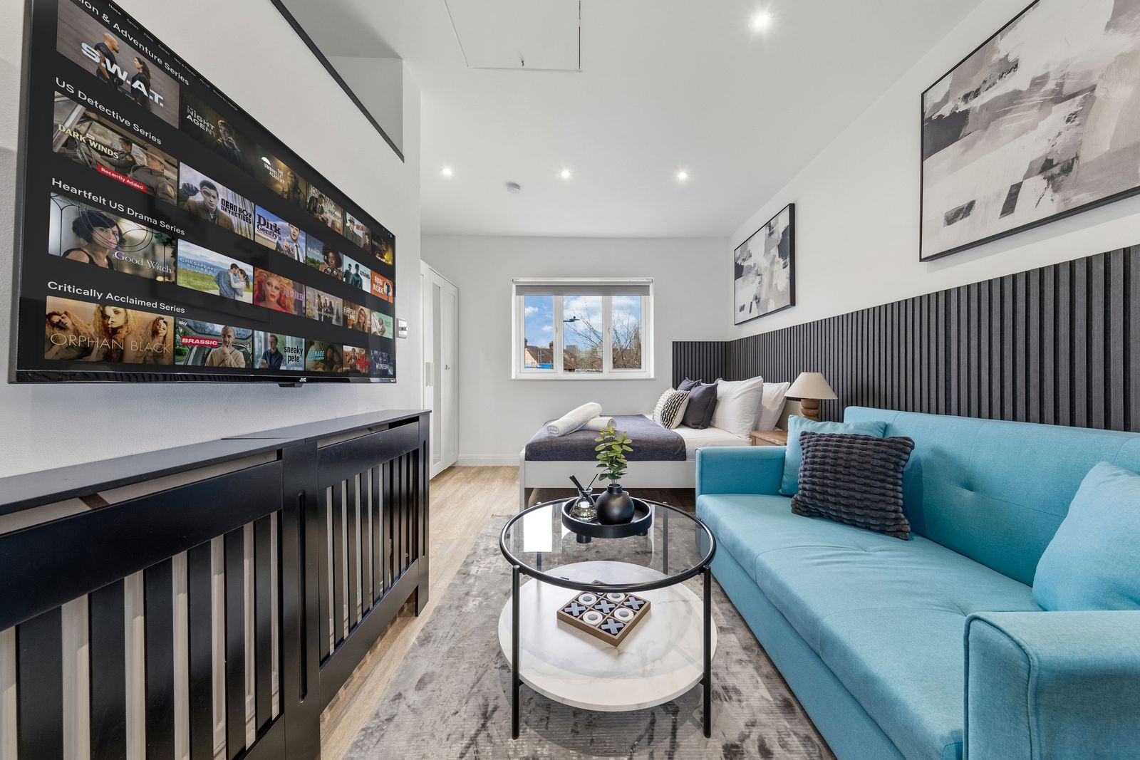 Walk to Stadium | Prime 1BR | 2 Beds Sleeps 3