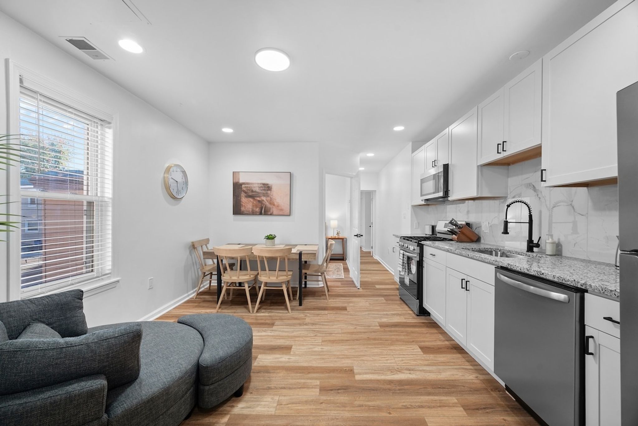 Central/Lawrenceville @2 Spacious 2BD w/Prkg