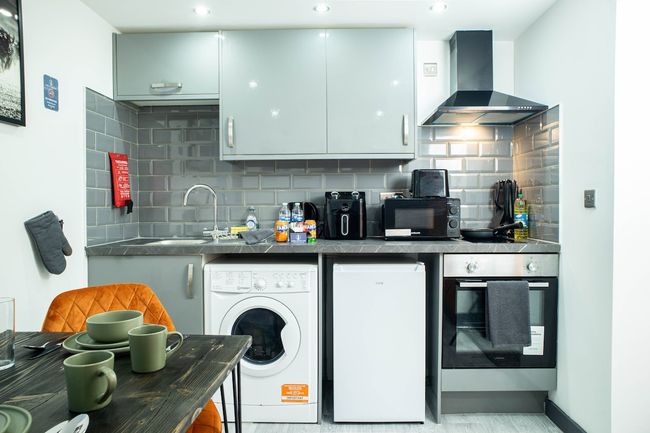 City Centre Studio Self Check-In WiFi Washer/Dryer