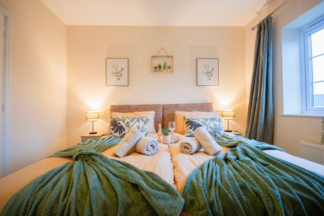 Close to Uni, Bradgate Park & Leicester | Parking