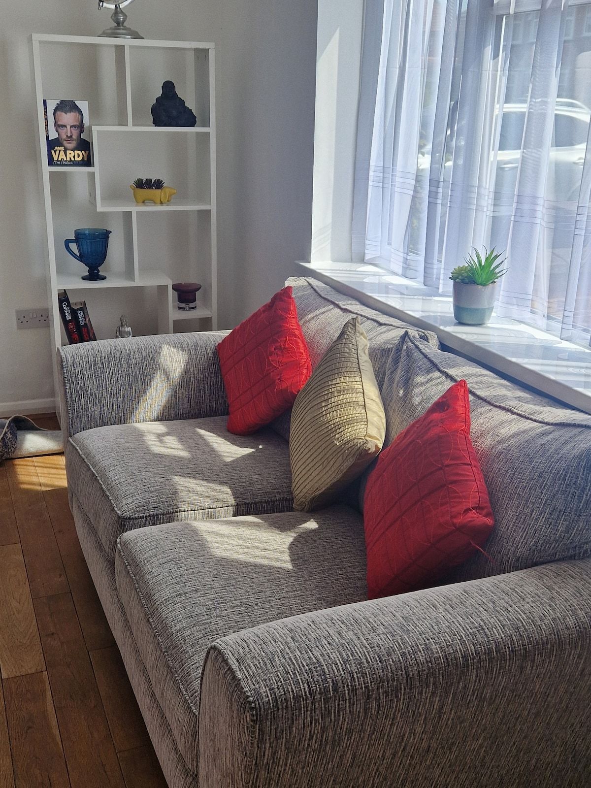 Cosy 3BR Home | Wi-Fi, Garden & Parking