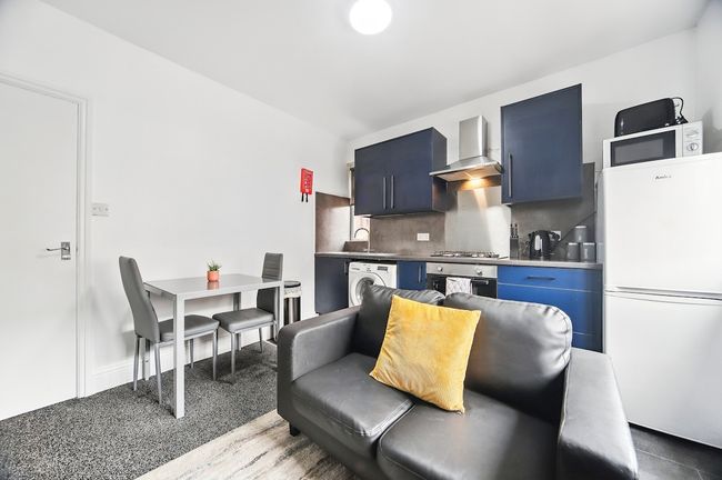 Brookland Stays Short Lets & Serviced Accommodation Leeds.