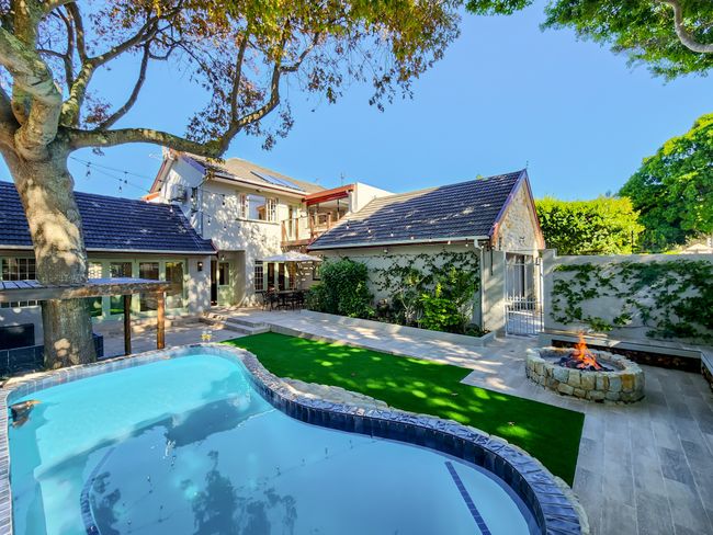 Groot Constantia - Branch & Vine Cottages