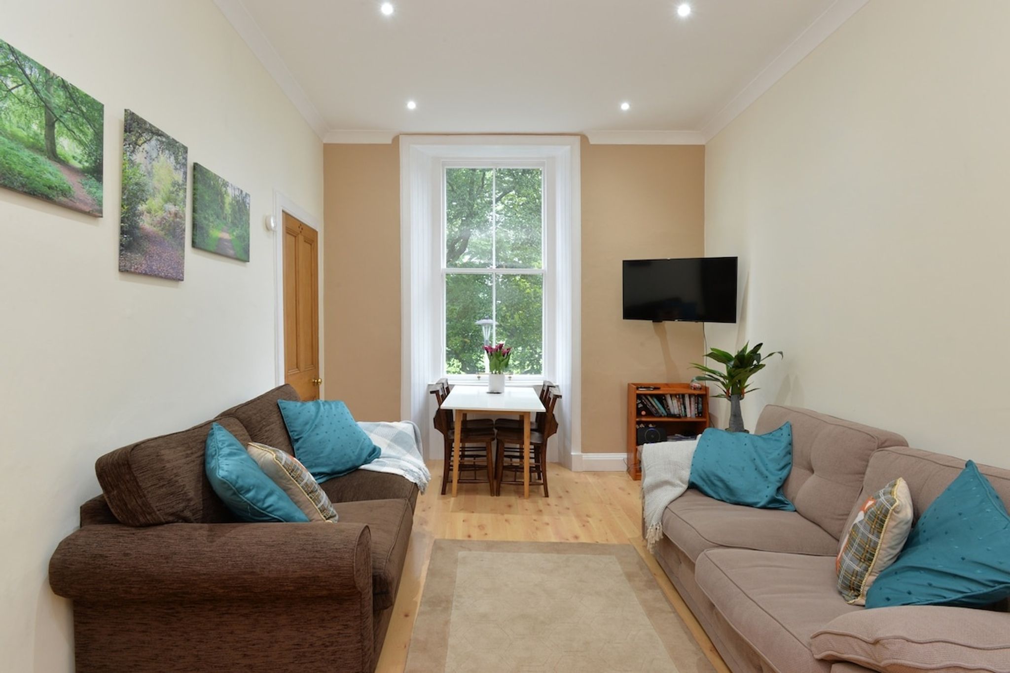 Home by The Meadows, close to City Centre