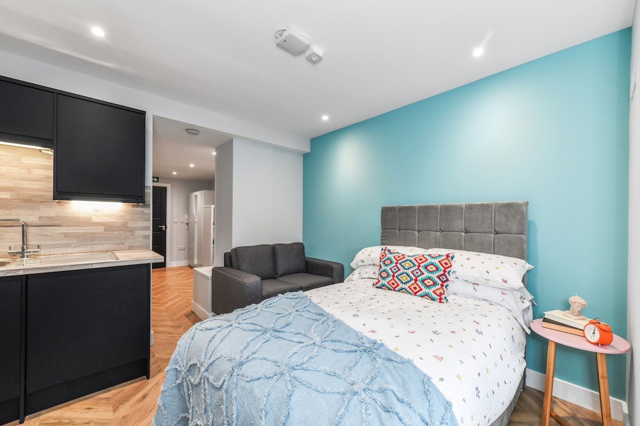 21