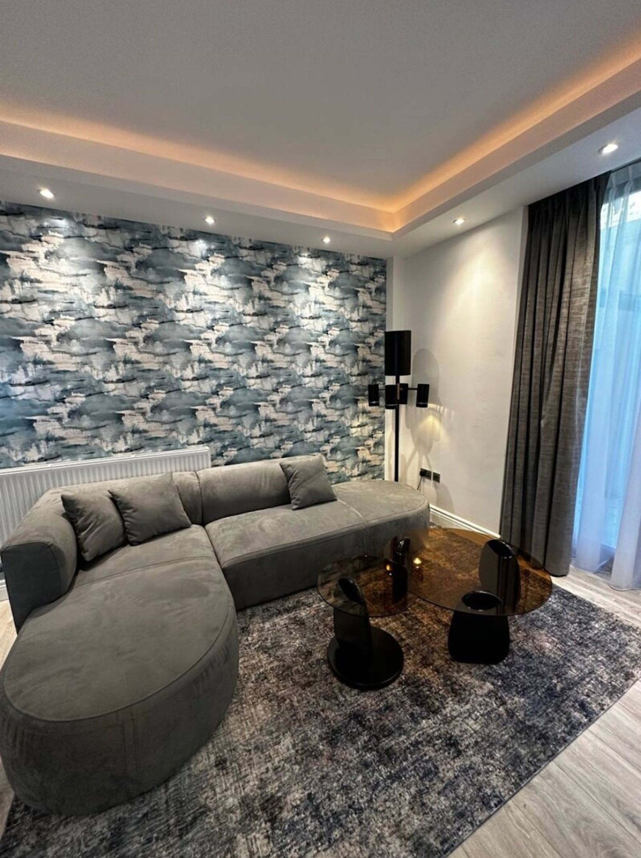 Lux 3 bedroom with AC near Hyde Park