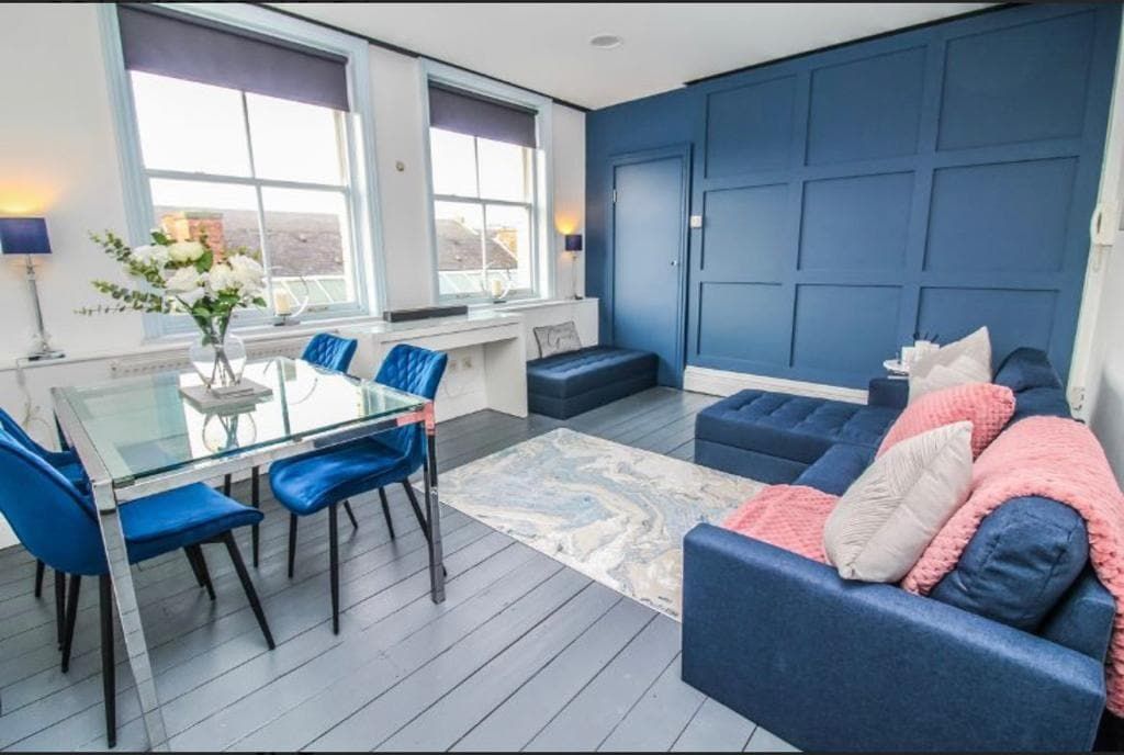 HNFC Stays - All en-suited flat (93a grey st)