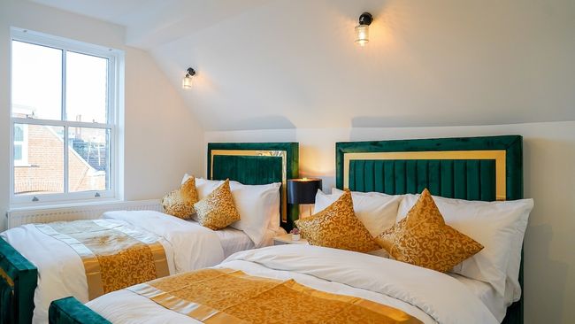 Apt 7 • Central London Clapham Junction Flat