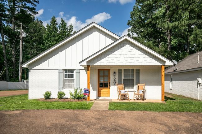 The David, 2BR Bungalow by Velvet Ditch Villas