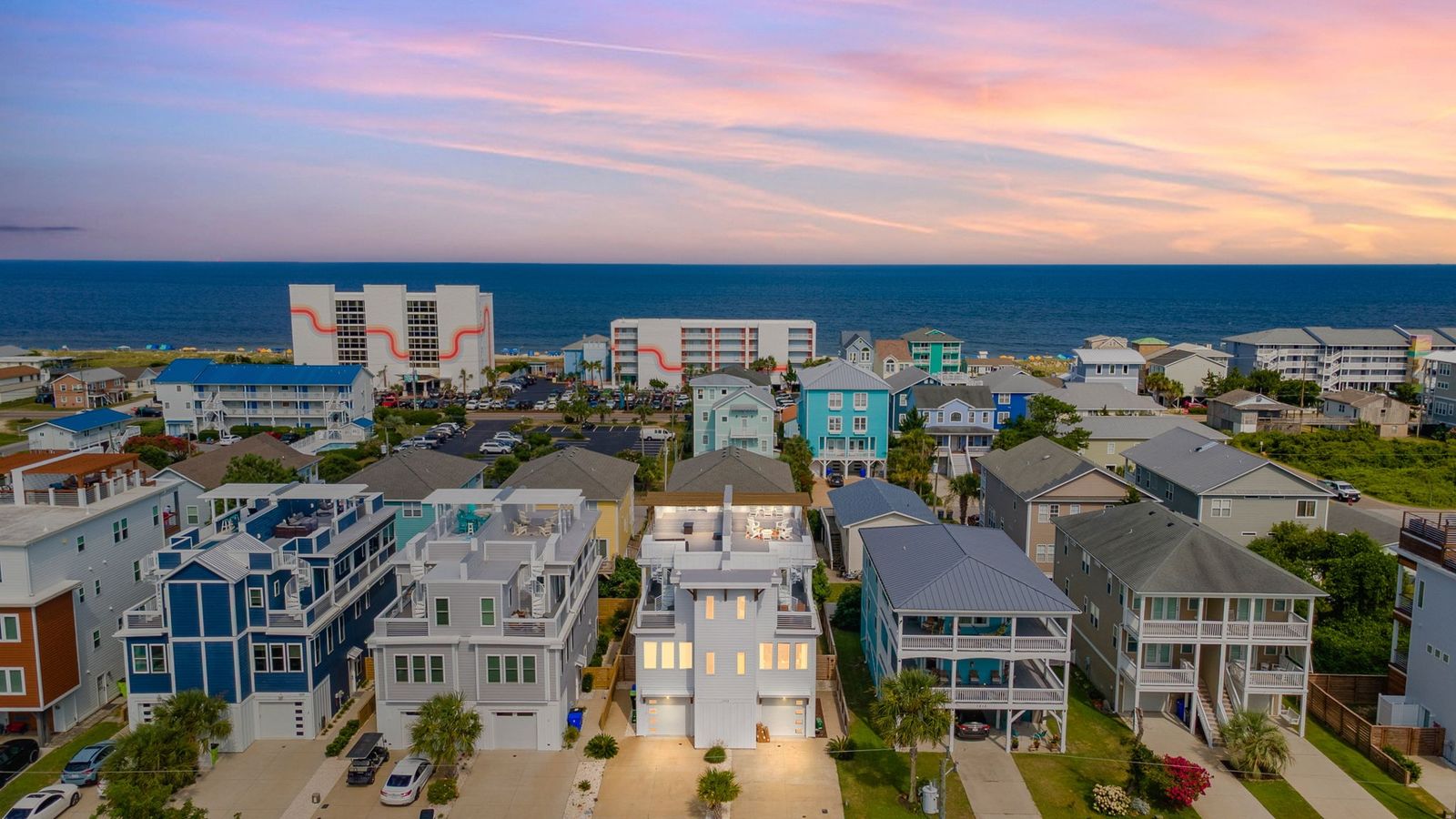Skydeck | Luxury Beach House | Hot Tub + Golf Cart