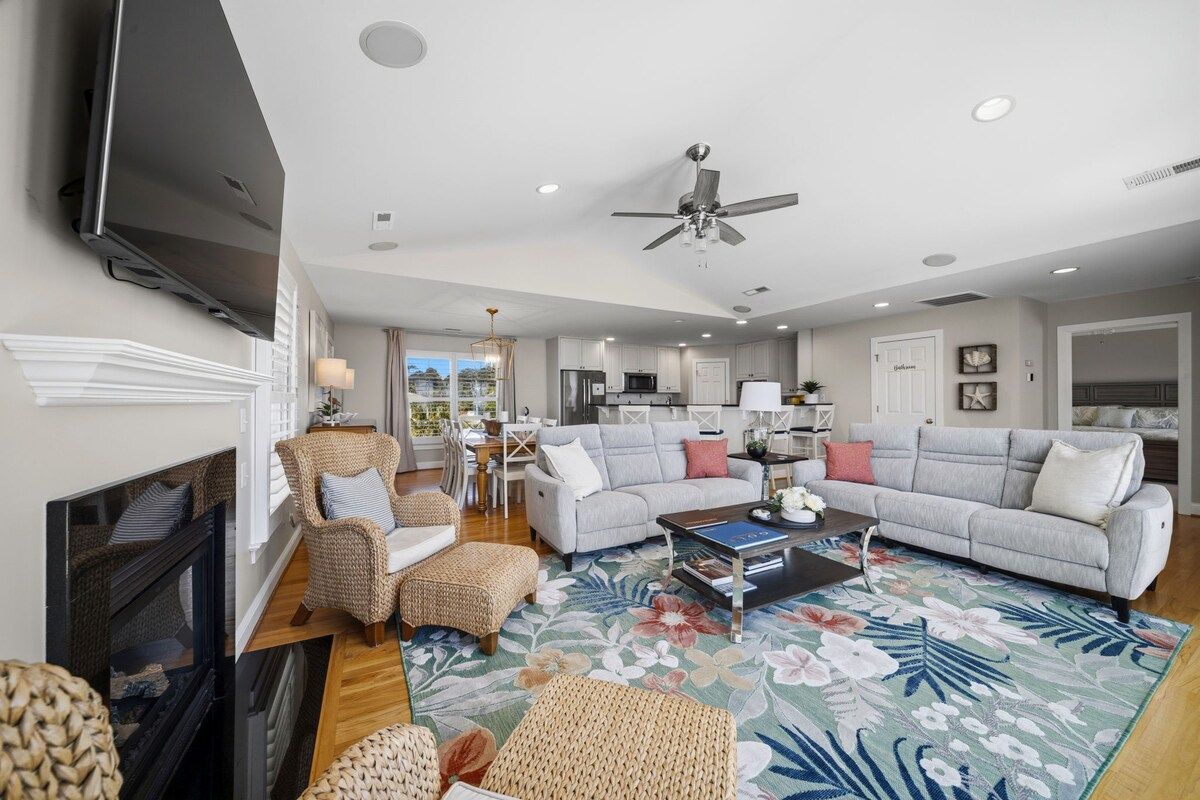 Saltwater Social - Pool | Hot Tub | Golf Cart