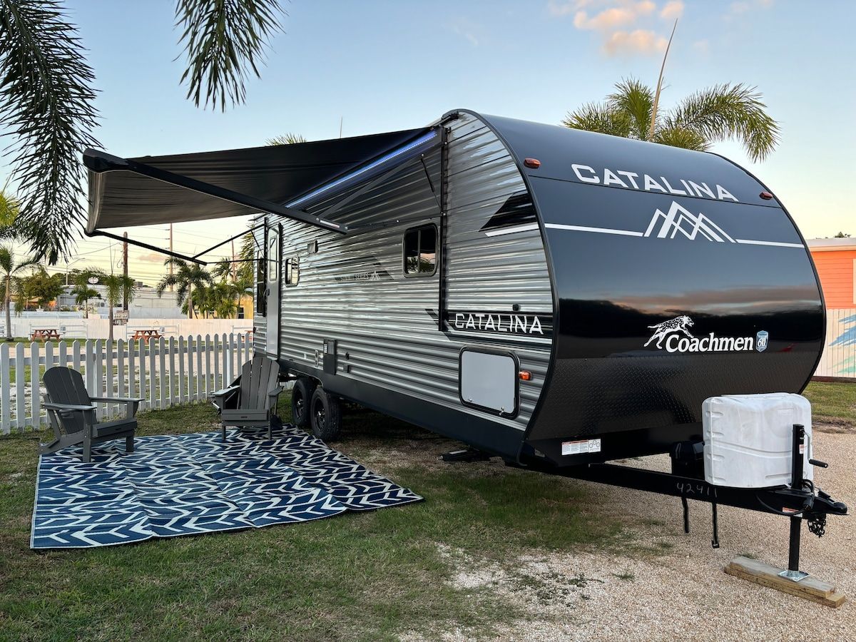 Rooster Camper at Leo's Stock Island