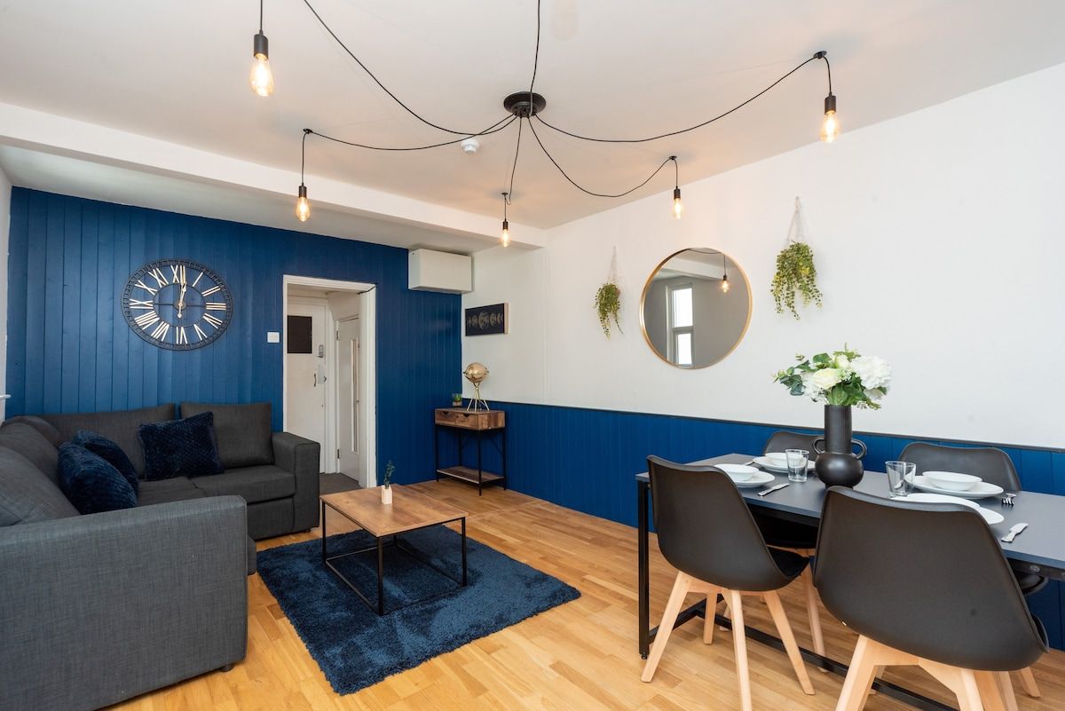 Coastal Modern One Bed Flat