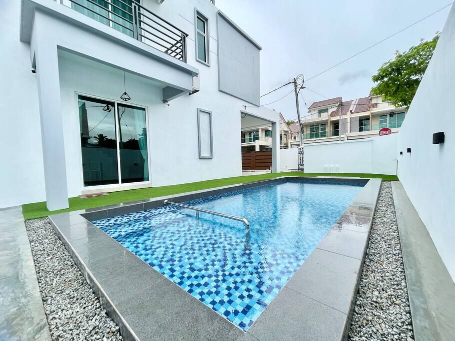 La Casa Blanca | 5BR w/ Private Swimming Pool