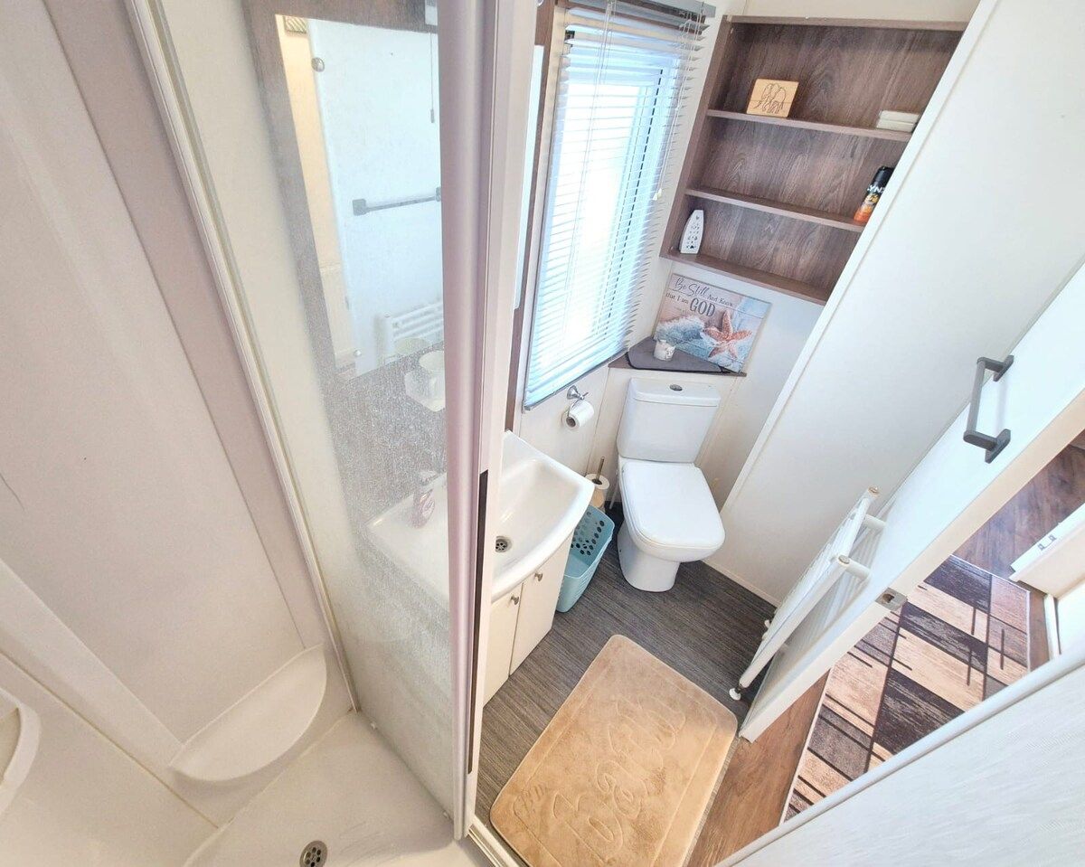 39601