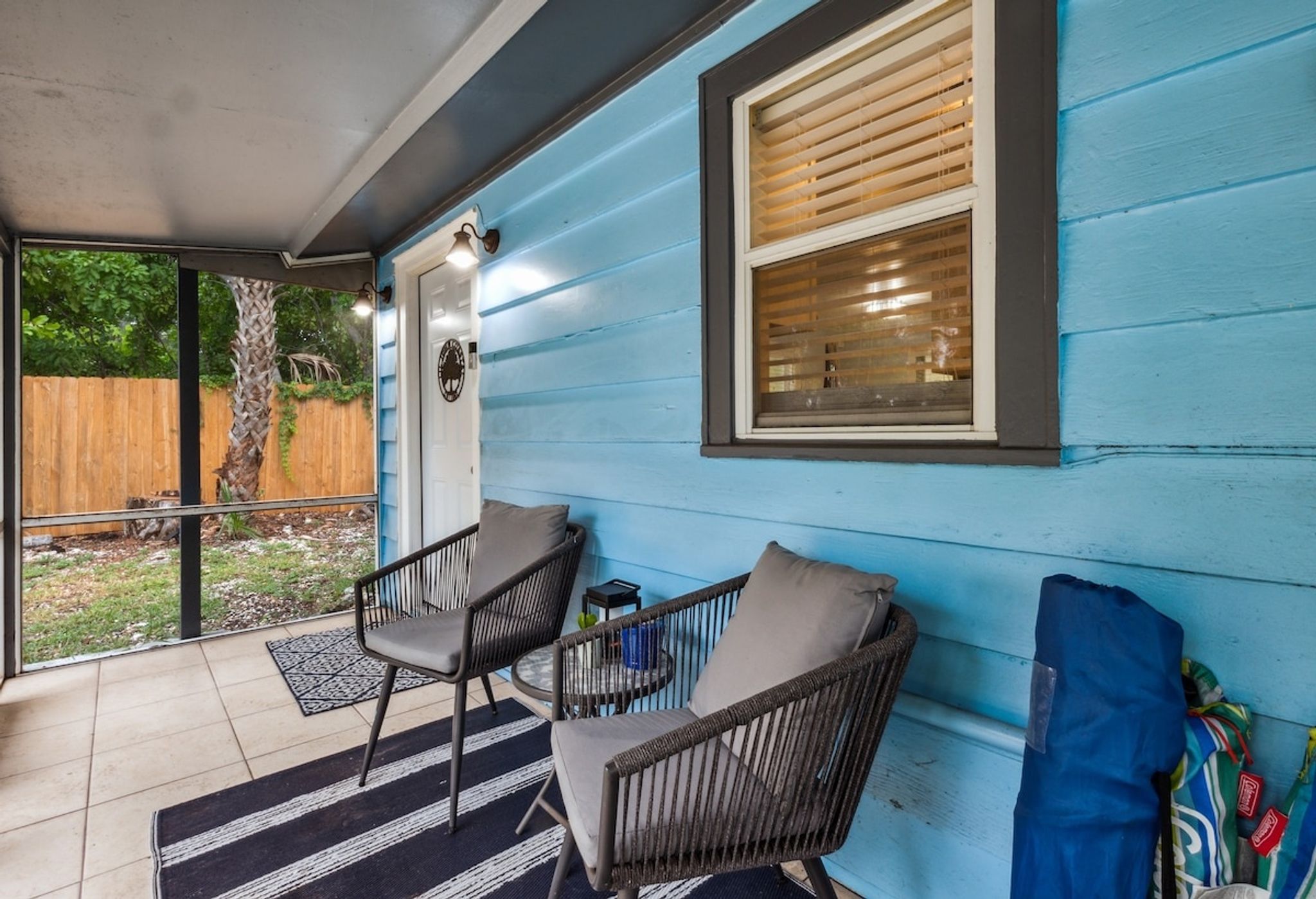 Little John Coastal Cottage porch seating
