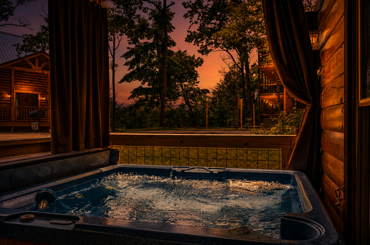 Owl's Nest ~ Cozy, Modern Gatlinburg Retreat ~ Seasonal Views