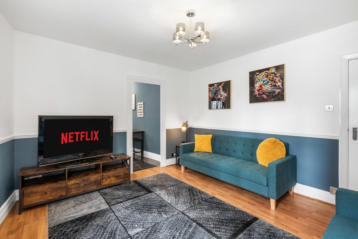 Central Brighton 1-Bed Apartment | Sleeps 4