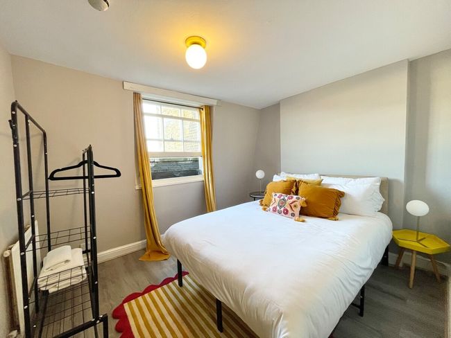 Playful 1 bed in Camden