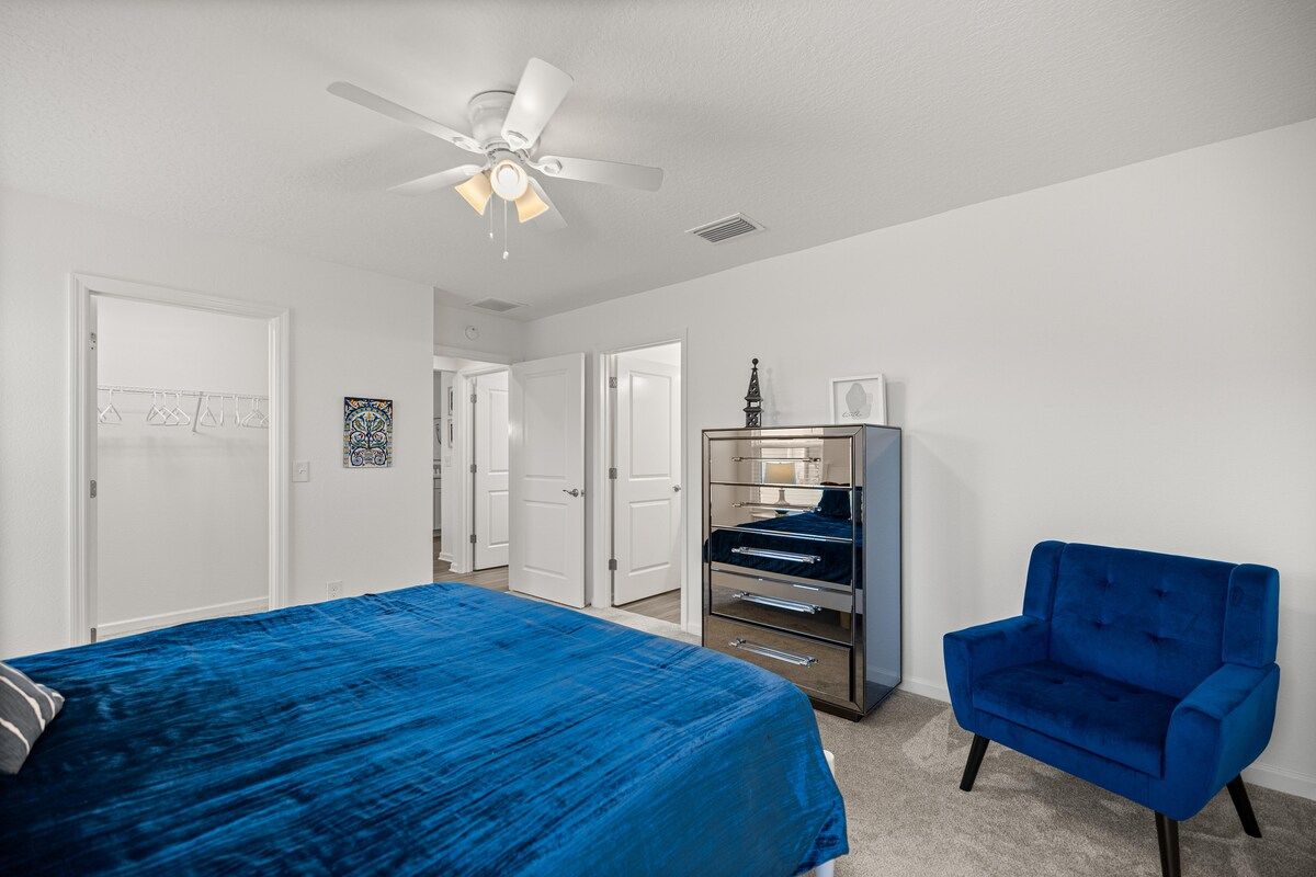 Eastport 3BR · Golf Cart · Patio · Near Pools — photo 13