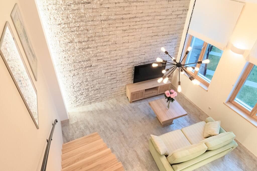 Kaunakiemio g. 1-25 · Kaunas City Center loft by Urban Rent