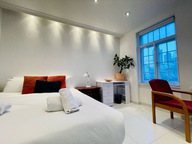 Stylish & Modern Stay in the Heart City of London