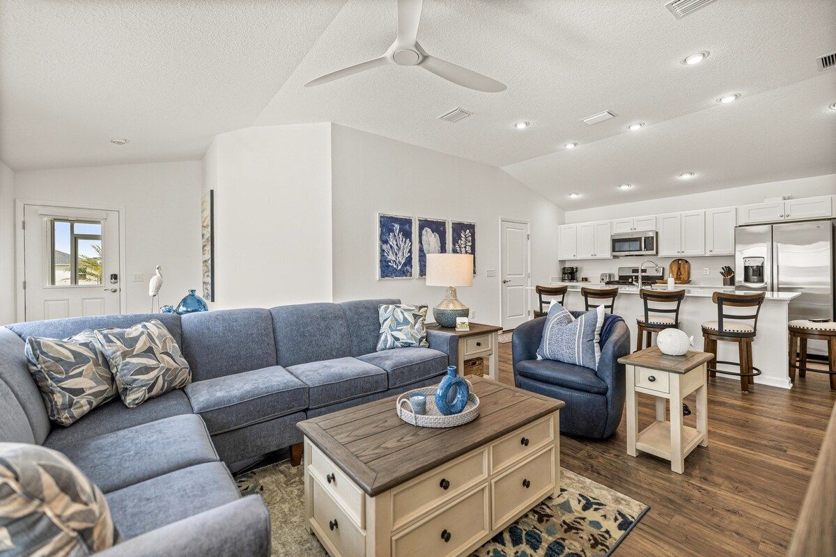 New 2BR The Villages | Golf Cart | Eastport Sq.